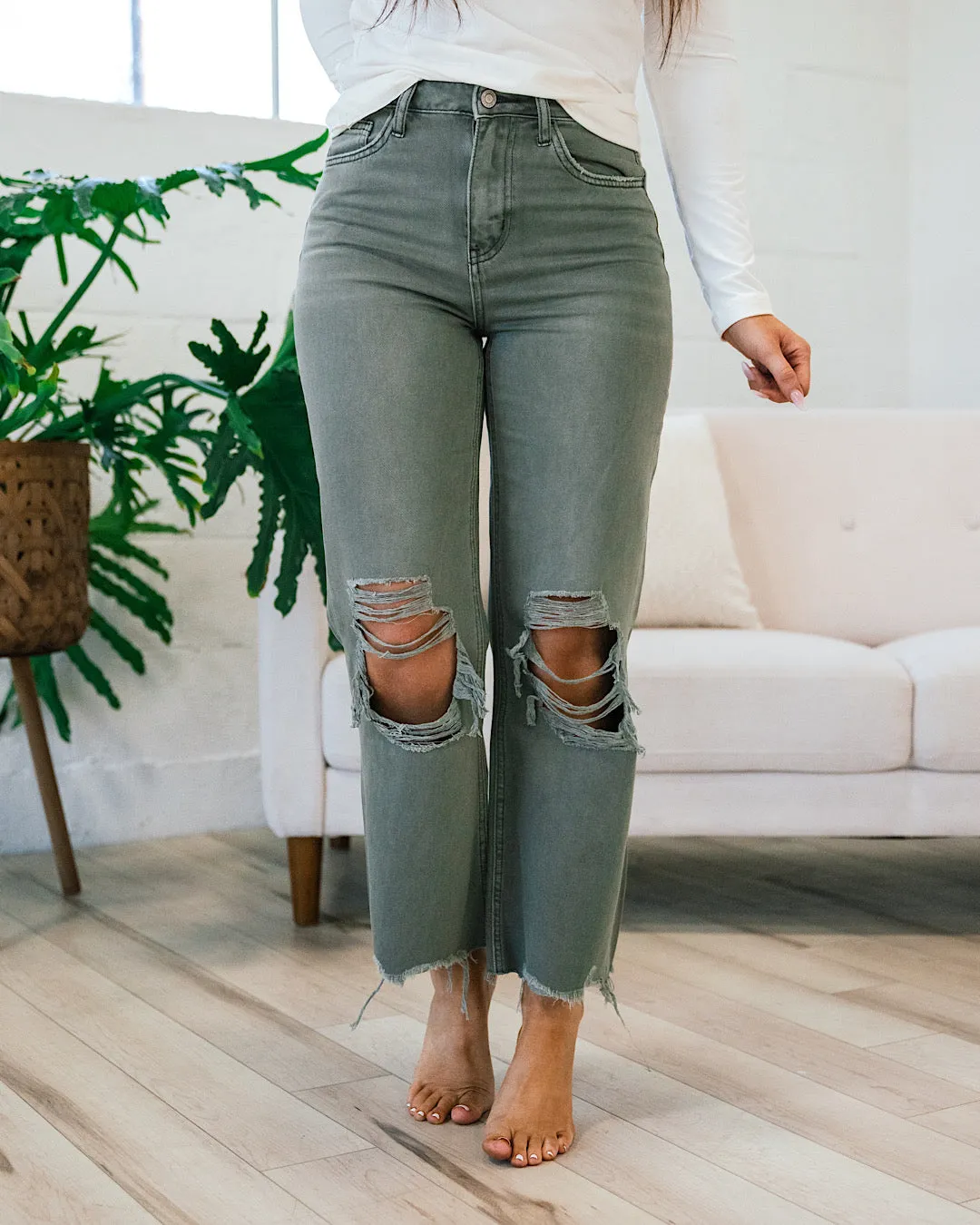 NEW! Vervet Beetle 90's Crop Flare Jeans