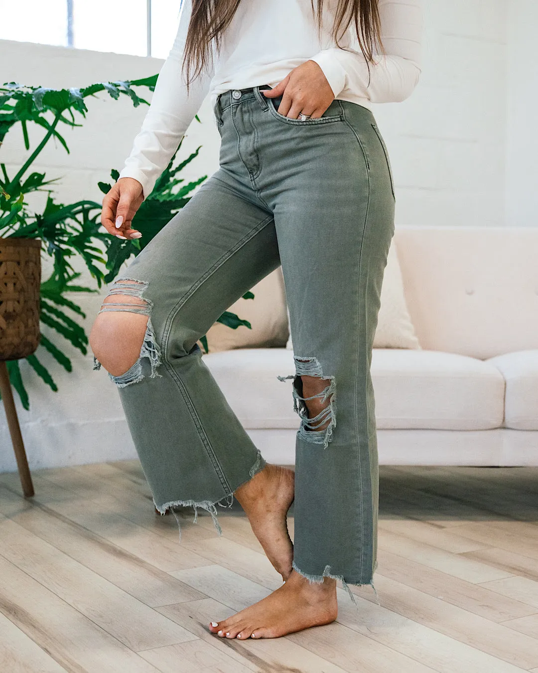 NEW! Vervet Beetle 90's Crop Flare Jeans
