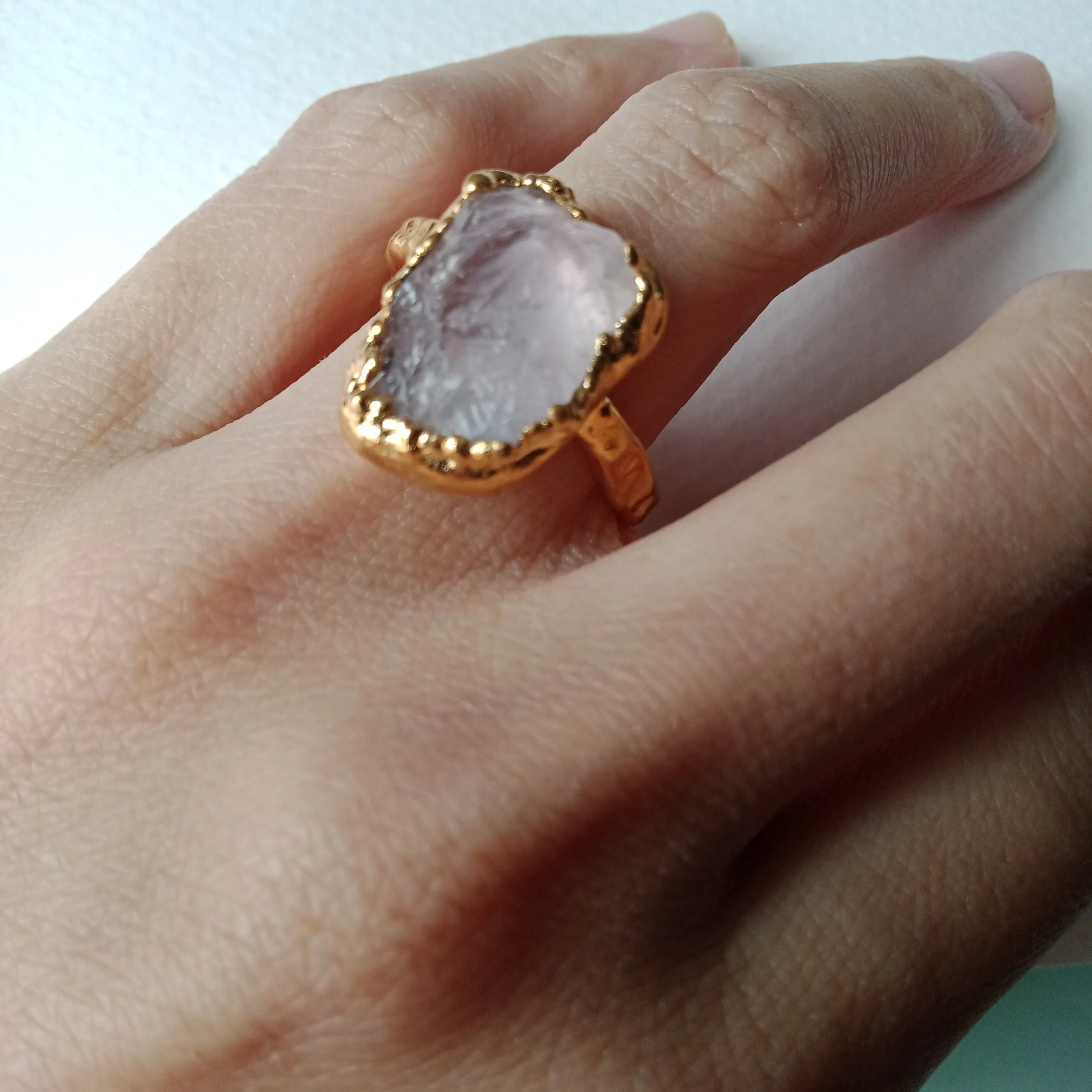 Raw rose quartz ring